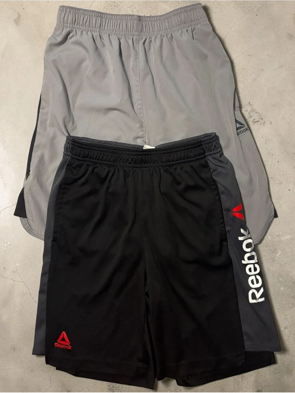 Reebok Black & Gray Boys' Athletic Shorts with Red Logos size 10/12